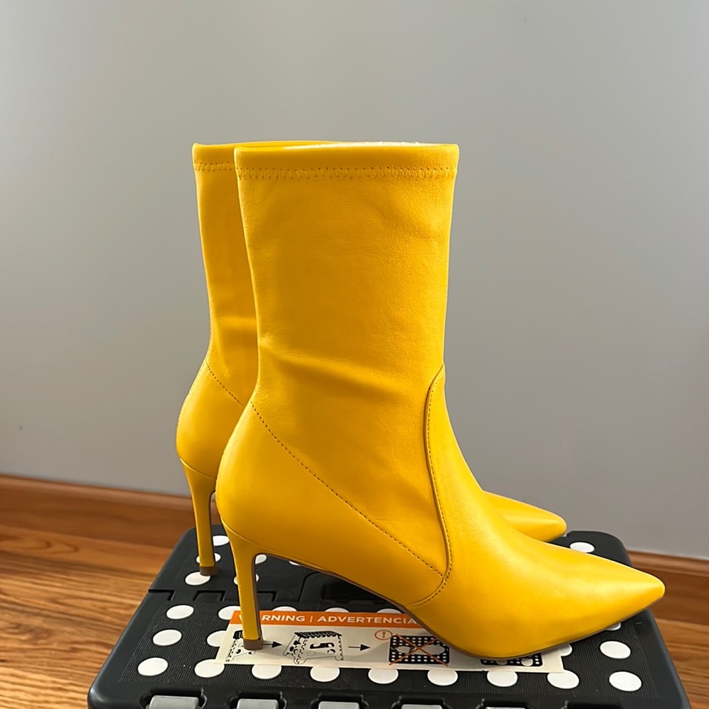 Stuart Weitzman 75 Stretch Bootie Boots
